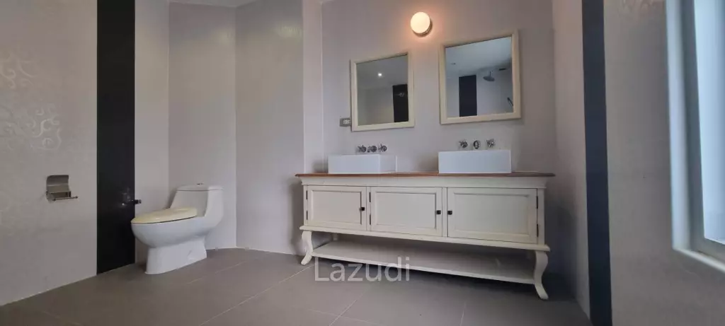 4 Bed 4 Bath 284 SQ.M The Club House Residence