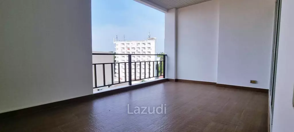 4 Bed 4 Bath 284 SQ.M The Club House Residence