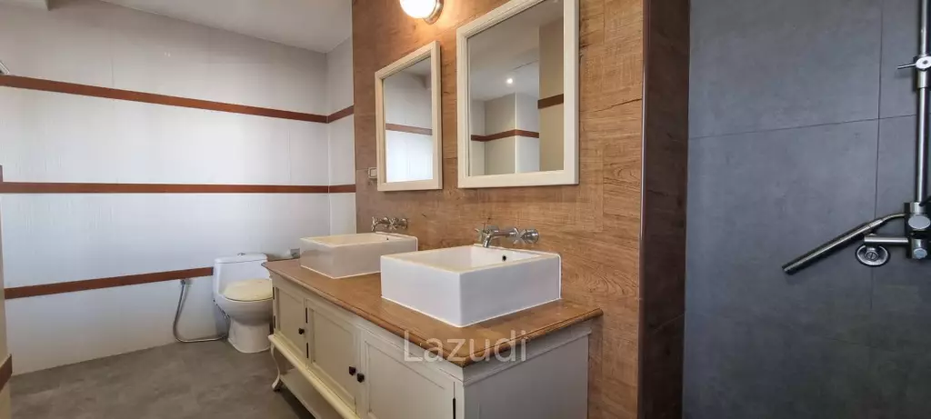 4 Bed 4 Bath 284 SQ.M The Club House Residence