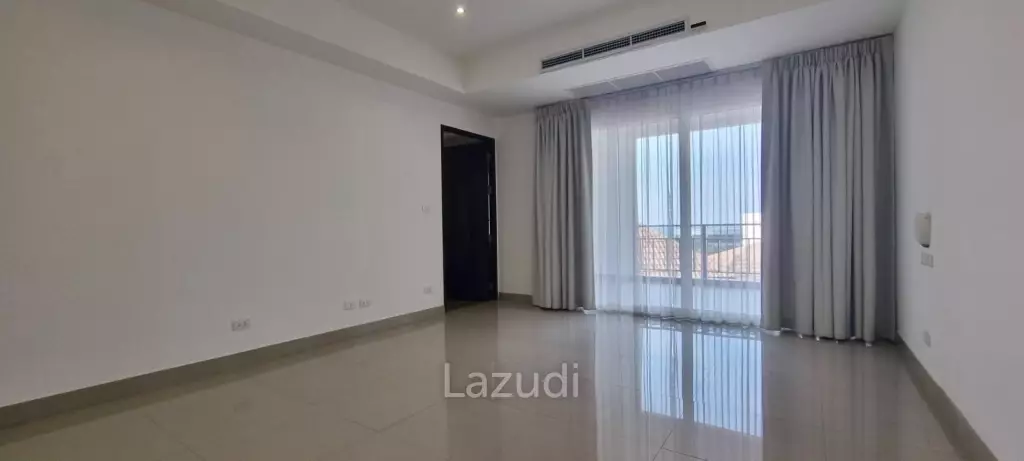 4 Bed 4 Bath 284 SQ.M The Club House Residence