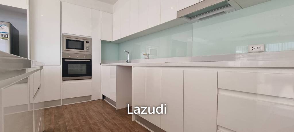 4 Bed 4 Bath 284 SQ.M The Club House Residence