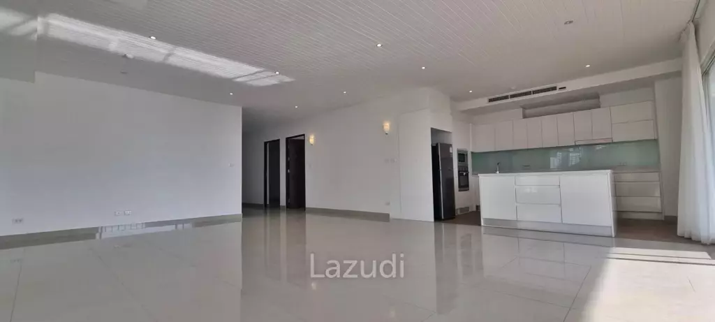4 Bed 4 Bath 284 SQ.M The Club House Residence