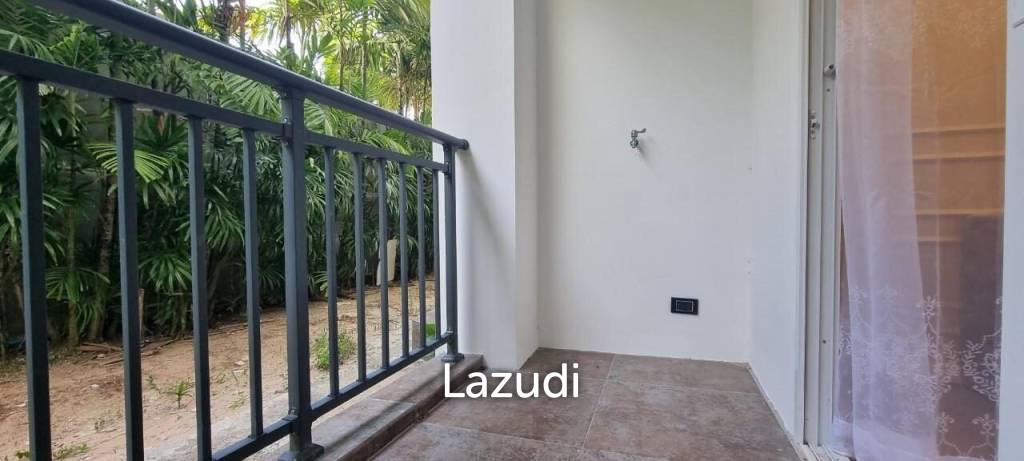 Luxury 888 Villas Park Condo for Sale
