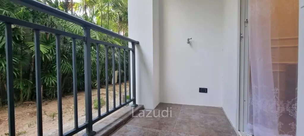 Luxury 888 Villas Park Condo for Sale