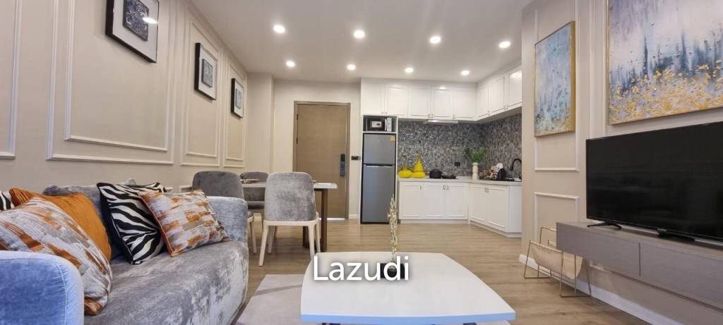 Luxury 888 Villas Park Condo for Sale