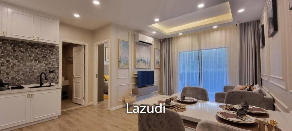 Luxury 888 Villas Park Condo for Sale