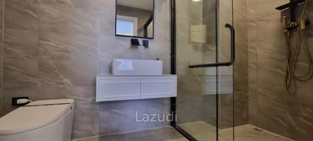 888 Villas Park Brand New for Sale