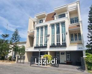 4 Storey House in South Pattaya for Sale