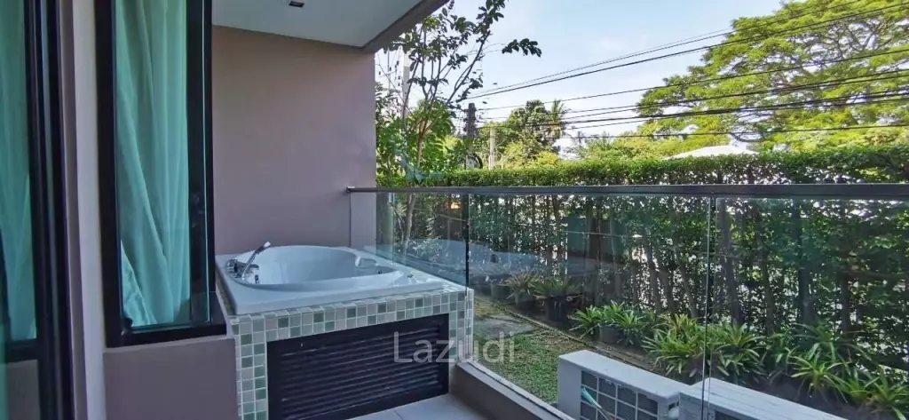 1 Bedroom 1 Bathroom 43.48 SQ.M. De Amber Condo