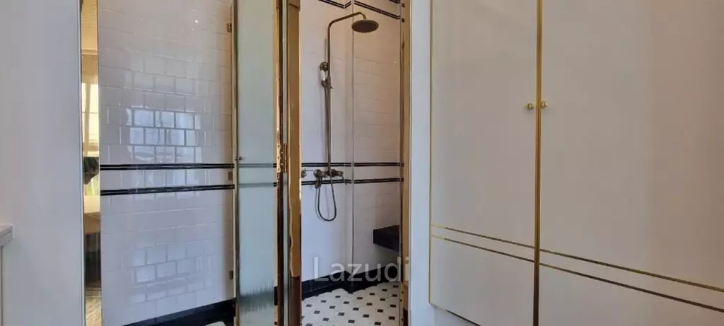 Grand Florida Beachfront Condo for Sale