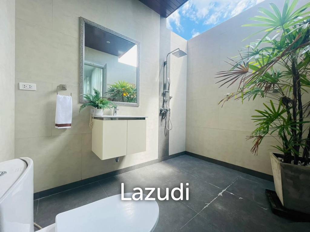 6 Bedrooms East Pattaya House for Sale