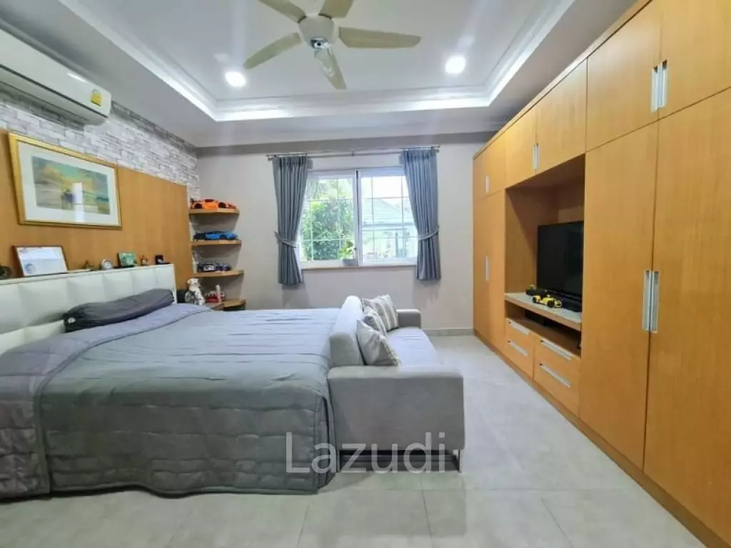 Pool Villa House for Sale in Huay Yai