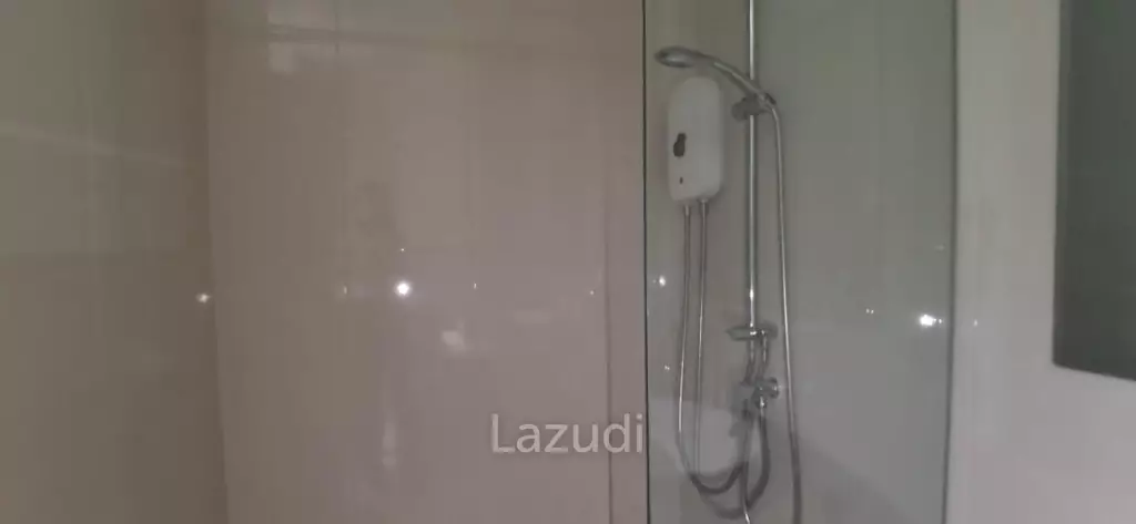 Sea Saran Studio for Sale in Bangsaray