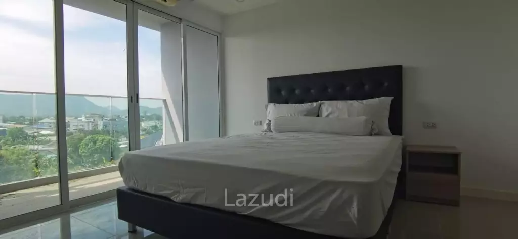 Sea Saran Studio for Sale in Bangsaray