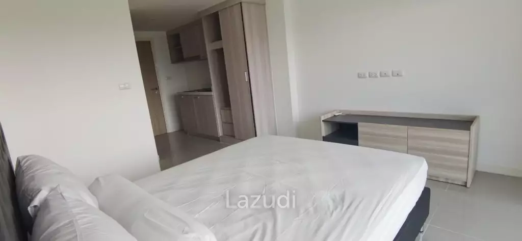 Sea Saran Studio for Sale in Bangsaray