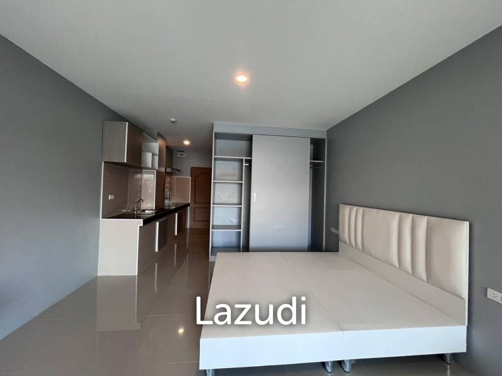 Studio The Center Views Condo for Sale