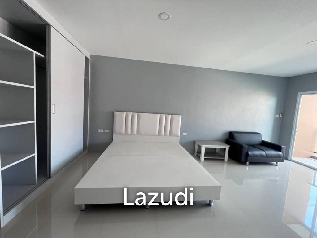 Studio 1 Bath 39 SQ.M The Center Views