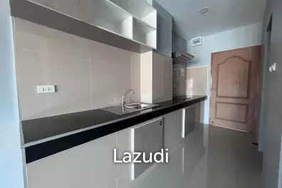 Studio 1 Bath 39 SQ.M The Center Views