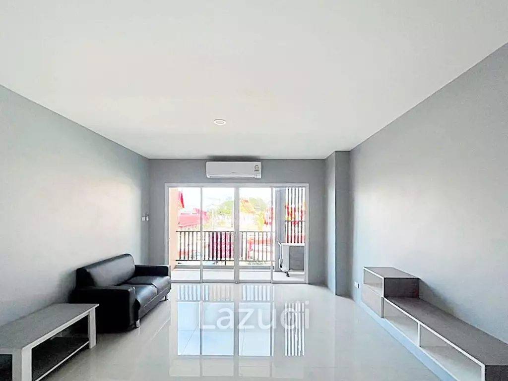 Studio 1 Bath 39 SQ.M The Center Views