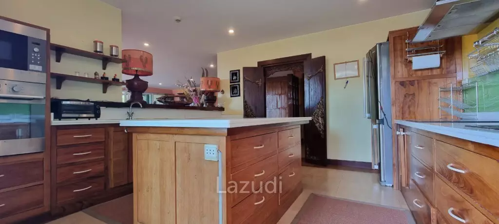 1 Bed 1 Bath 203 SQ.M  Executive Residence IV
