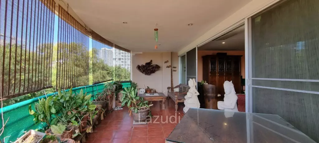 1 Bed 1 Bath 203 SQ.M  Executive Residence IV