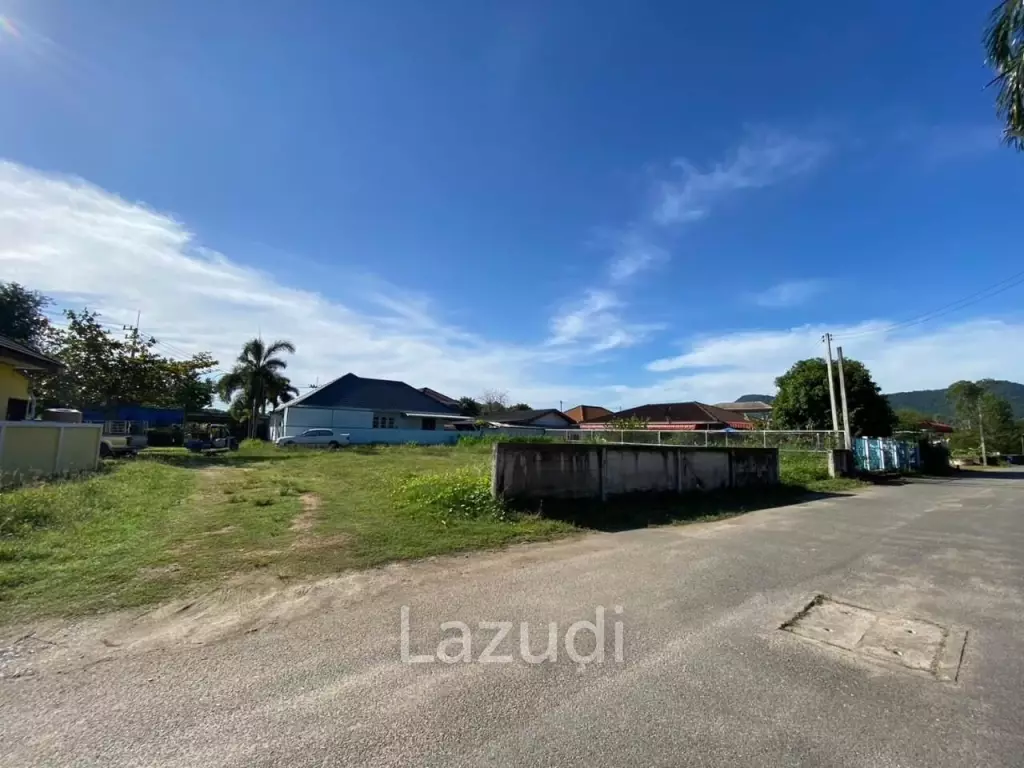 Good Land plot in Bangsaray for Sale