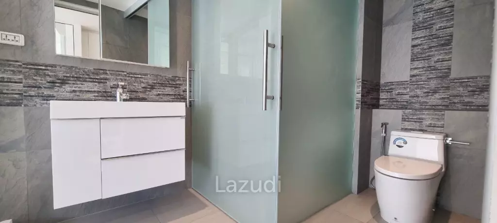 Studio 1 Bath 34 SQ.M Sands Condominium