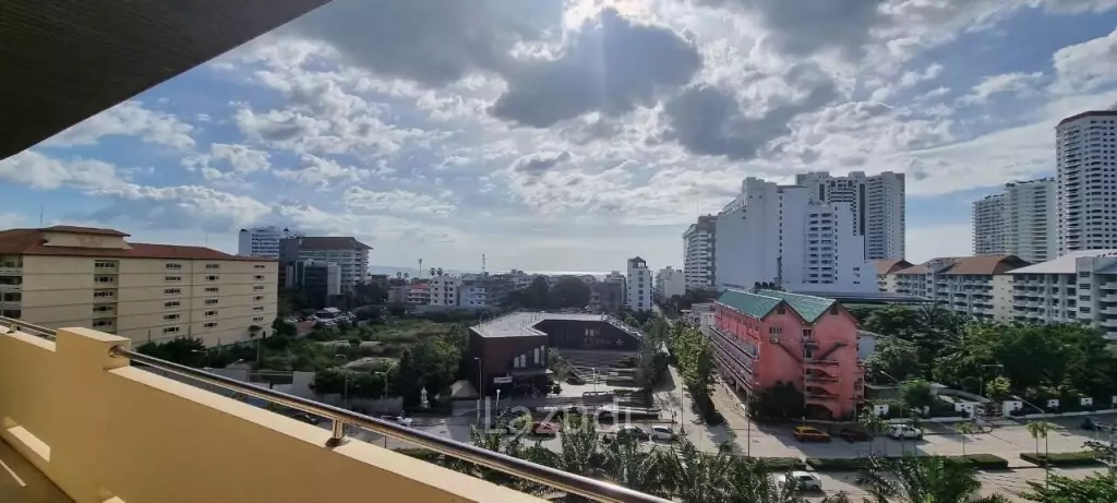 2 Beds 2 Baths 166 SQ.M View Talay Residence 1