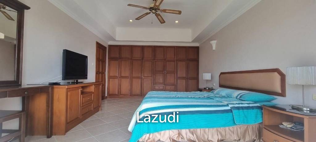 2 Beds 2 Baths 166 SQ.M View Talay Residence 1