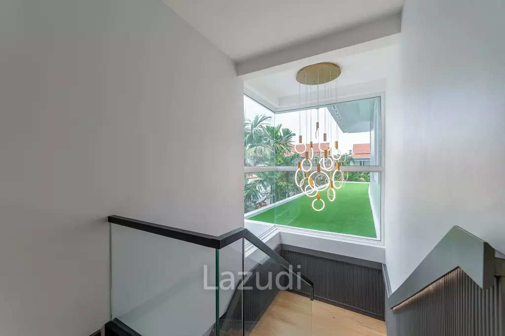 Luxury 5Beds House in Jomtien for Sale
