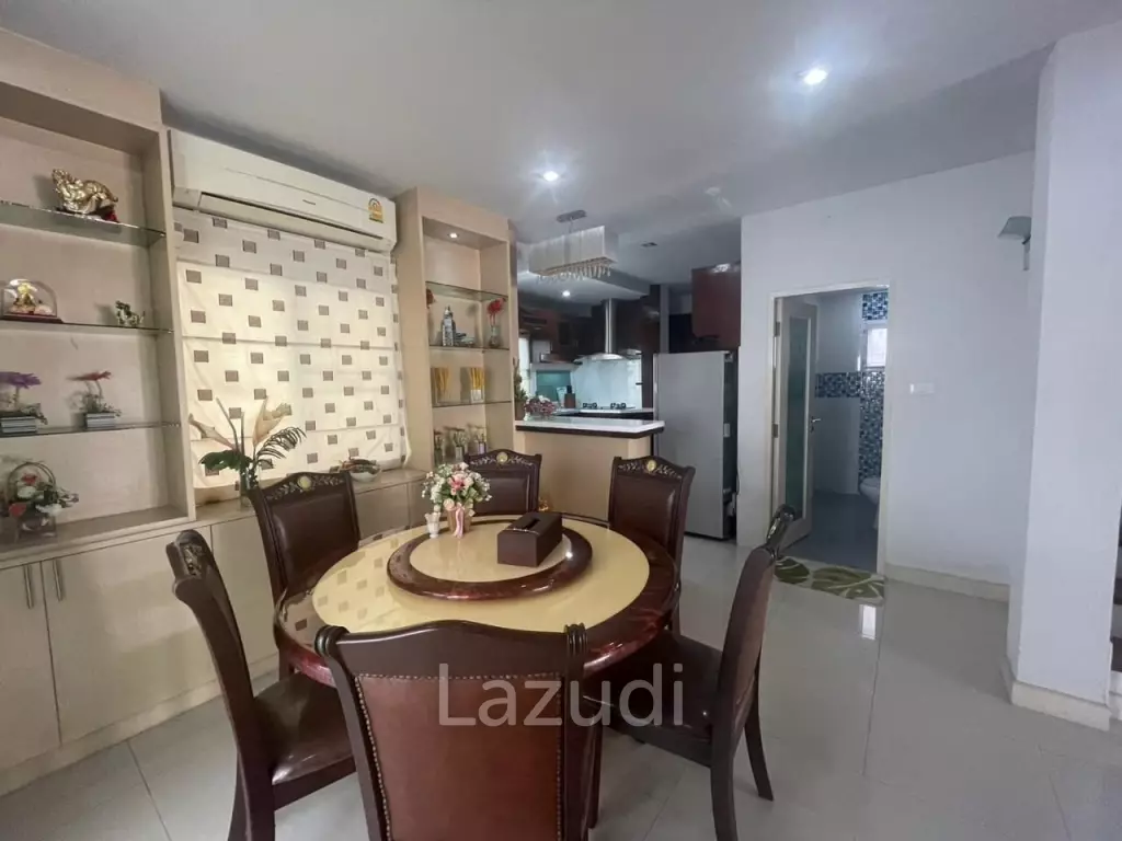 2 Storey House for Sale in Jomtien