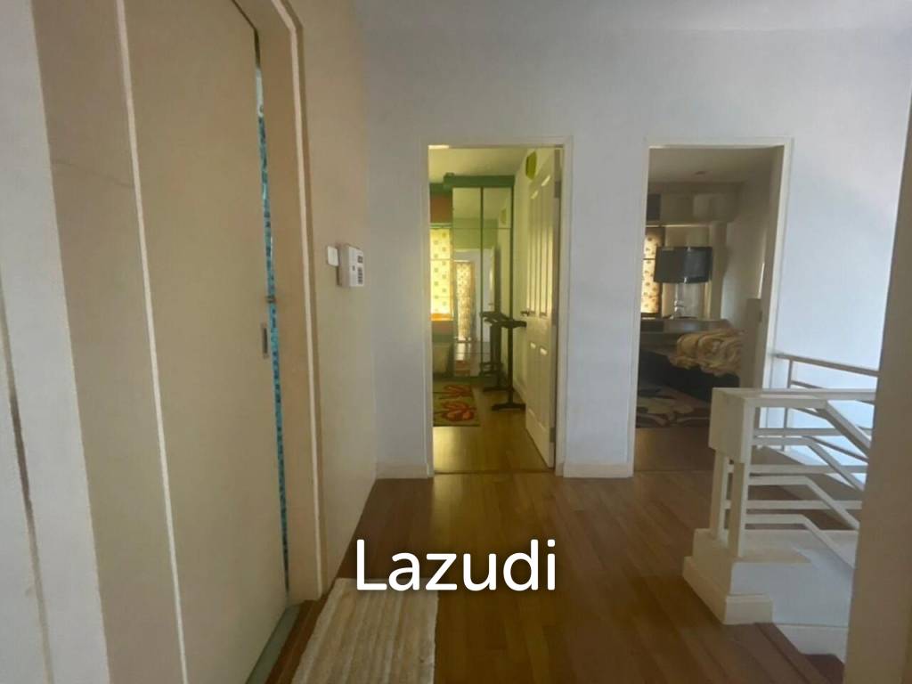 2 Storey House for Sale in Jomtien