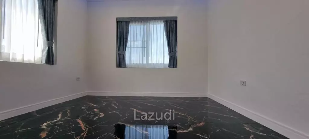 Quiet location Private House for Sale