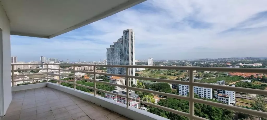 1 Bed 2 Bath 145 SQ.M View Talay 8 Condo