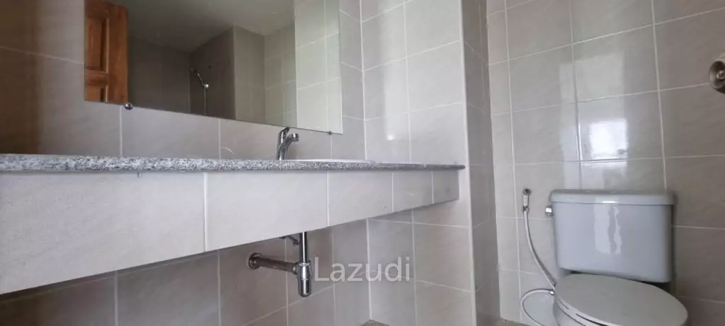 1 Bed 2 Bath 145 SQ.M View Talay 8 Condo