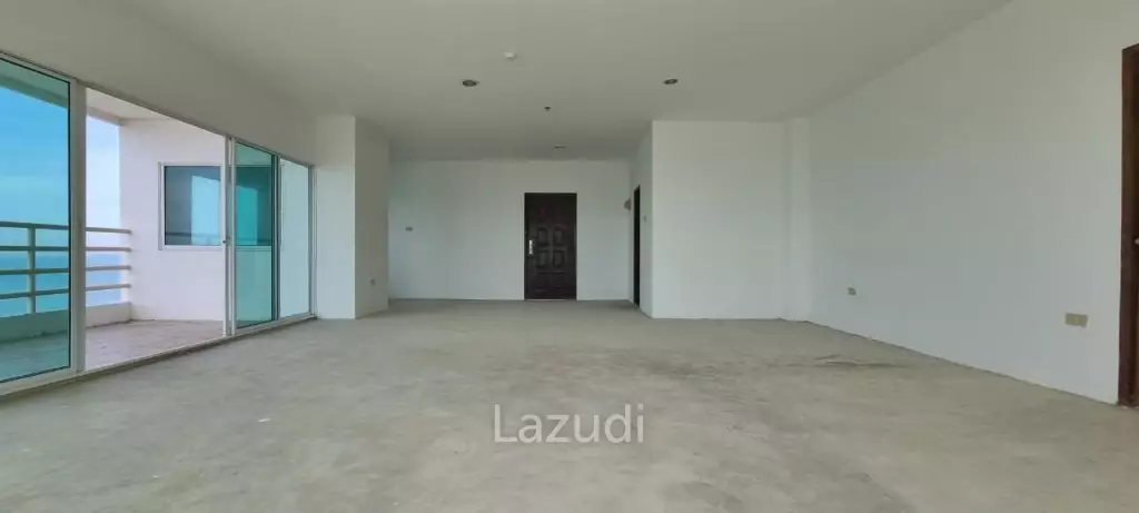 3 Bed 3 Bath 288 SQ.M View Talay 8 Condo