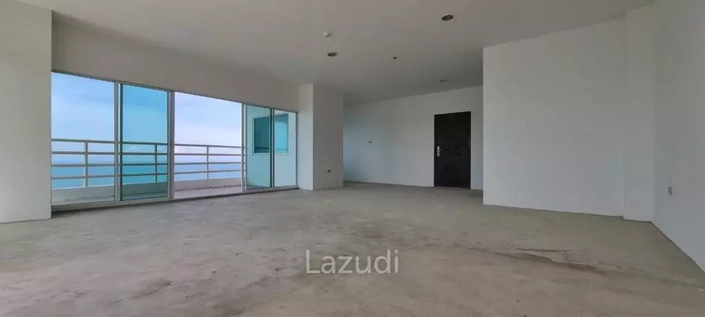 3 Bed 3 Bath 288 SQ.M View Talay 8 Condo