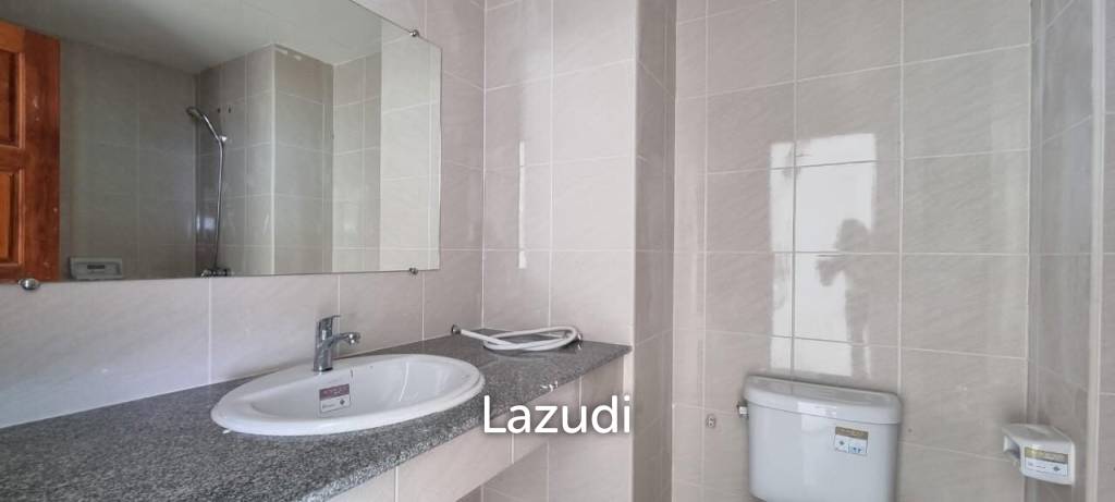 3 Bed 3 Bath 288 SQ.M View Talay 8 Condo