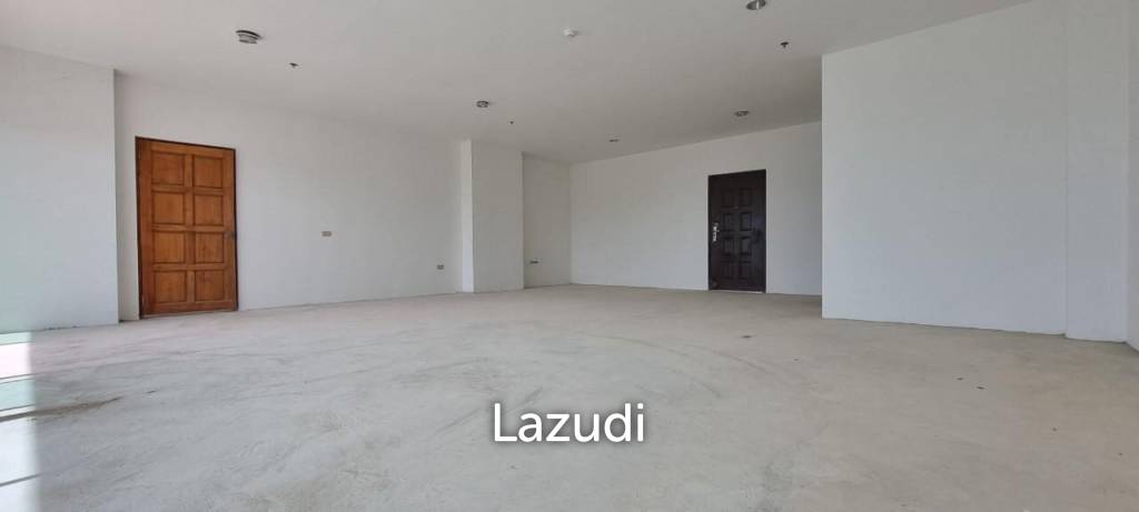 3 Bed 3 Bath 288 SQ.M View Talay 8 Condo