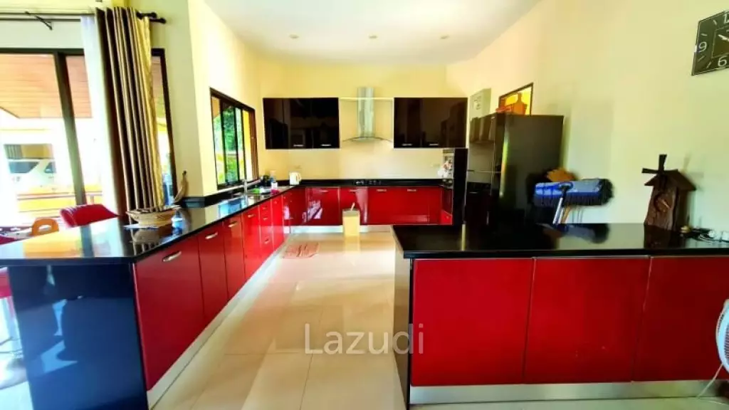 Big Land House for Sale in Sattahip