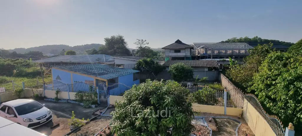 ขายบ้านสระว่ายน้ำส่วนตัวในสัตหีบ