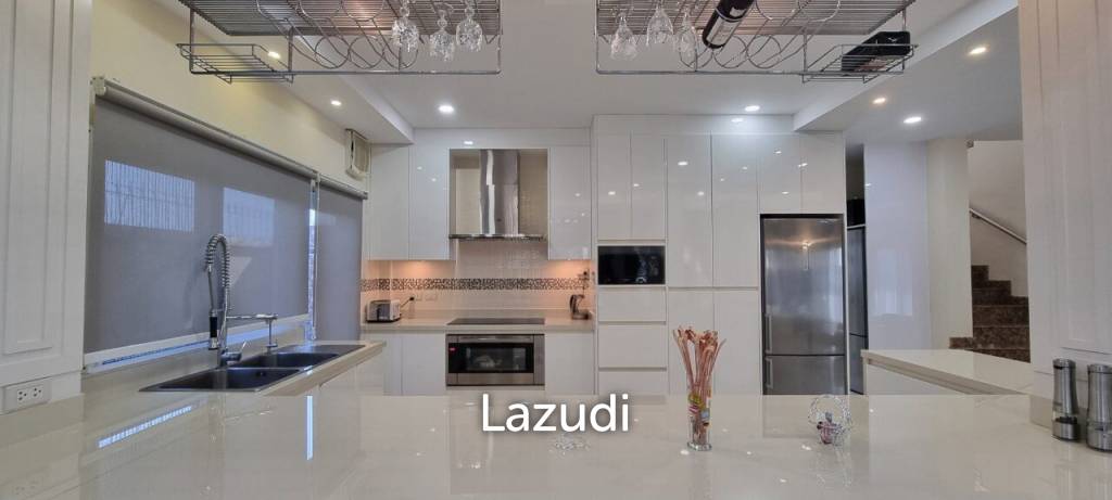 Bangsaray Lovely Pool House for Sale