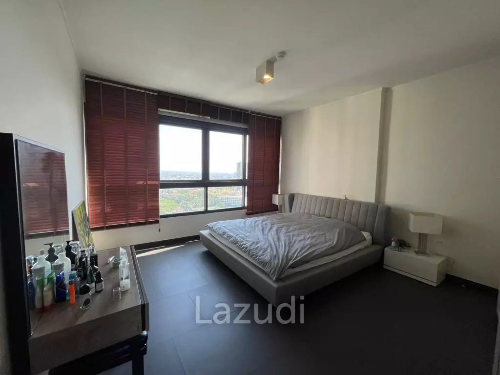 The Zire Wongamat Condo for Sale