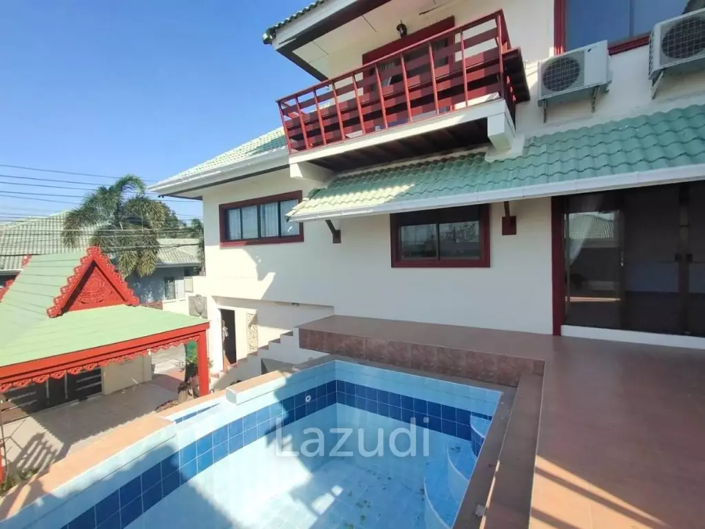 3-Storey House for Sale in East Pattaya
