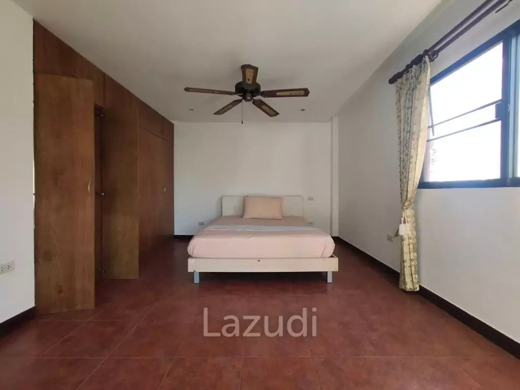 3-Storey House for Sale in East Pattaya