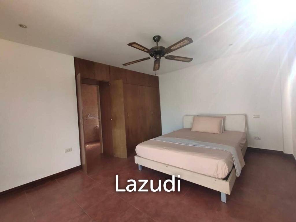 3-Storey House for Sale in East Pattaya