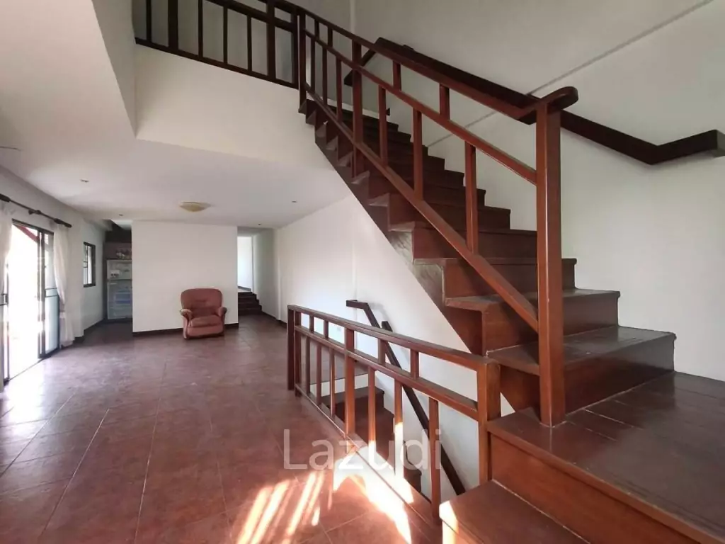 3-Storey House for Sale in East Pattaya