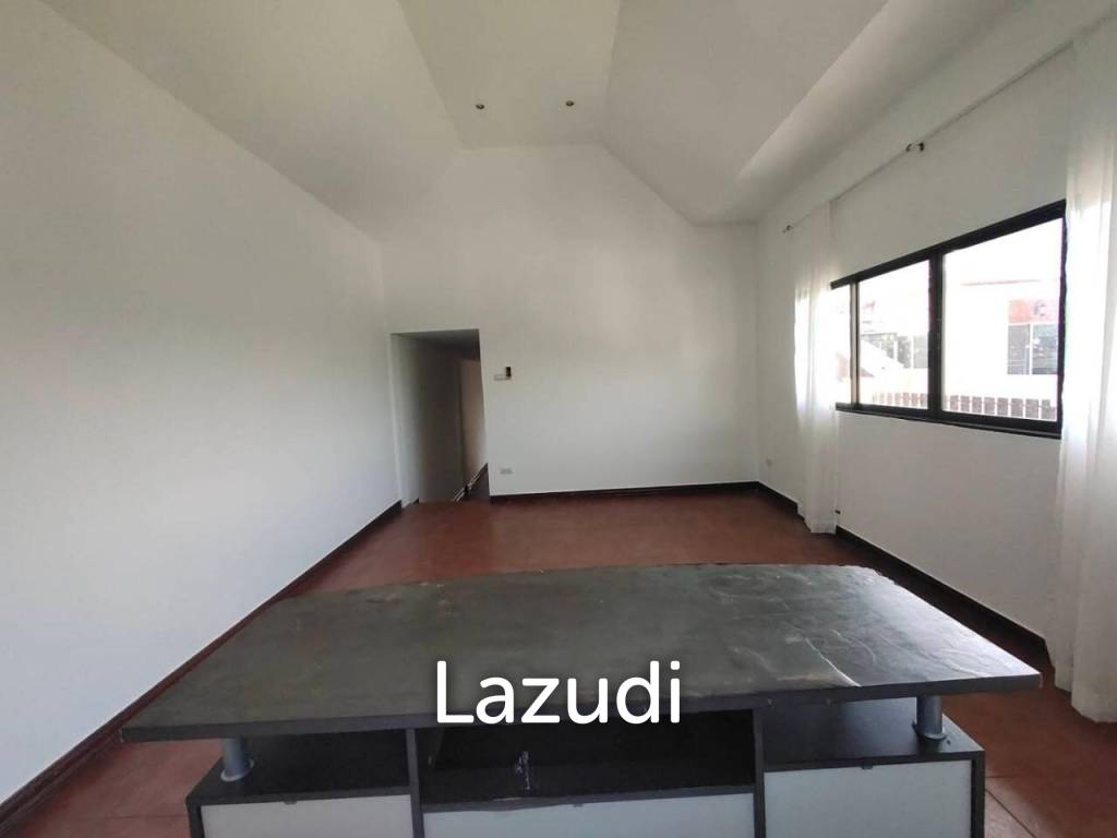 3-Storey House for Sale in East Pattaya