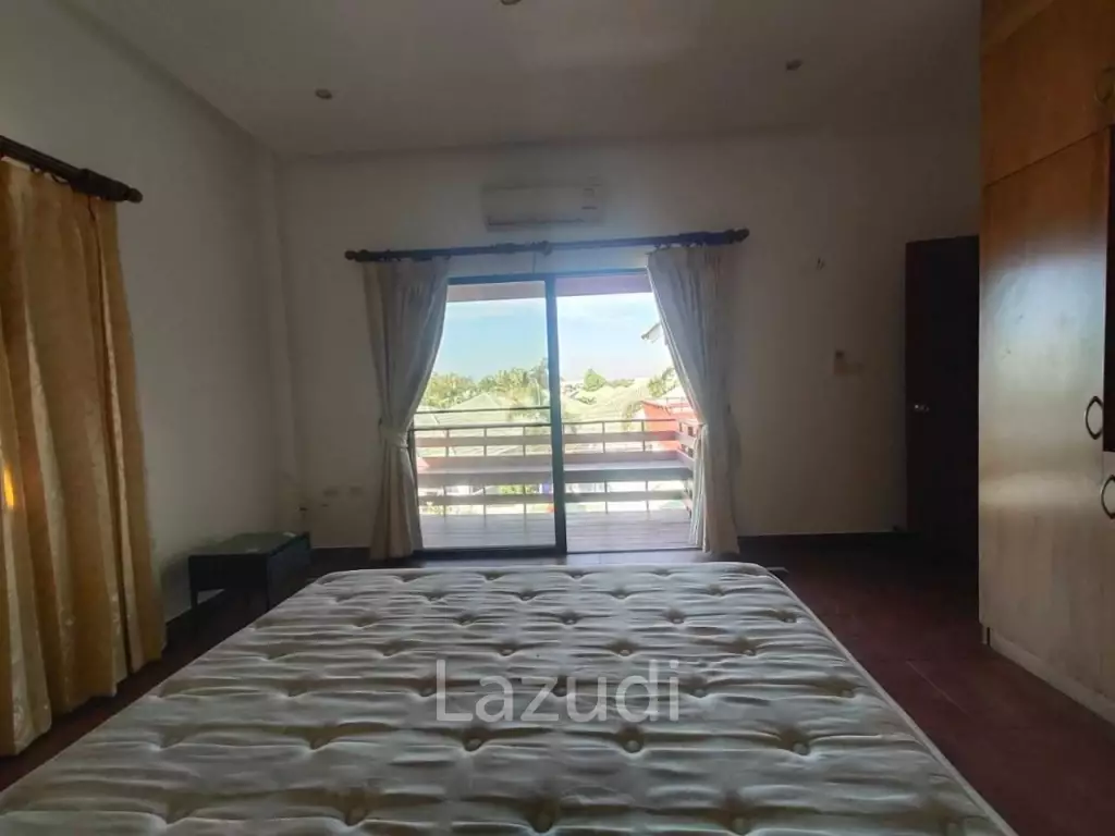 3-Storey House for Sale in East Pattaya