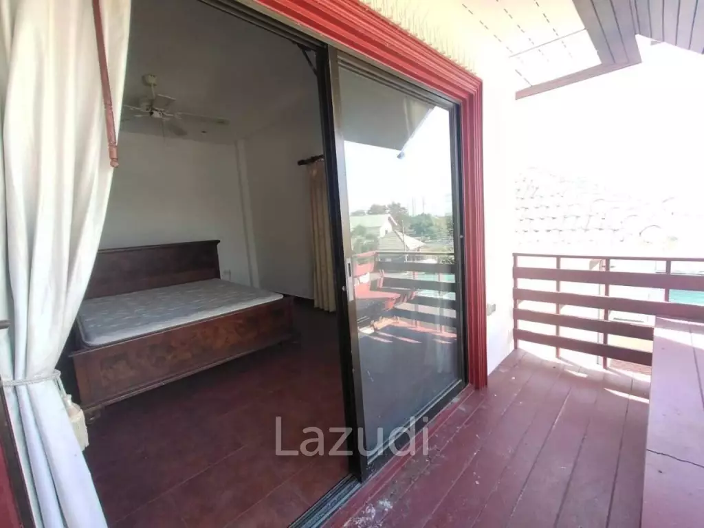 3-Storey House for Sale in East Pattaya